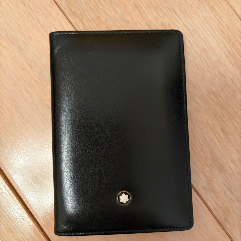 MontBlanc Meisterstuck Card Holder - Picture 3 of 16